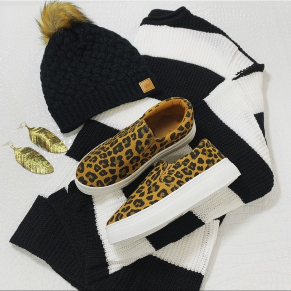 LAST PAIR! Leopard Print Slip on Sneakers - Picture 6 of 8